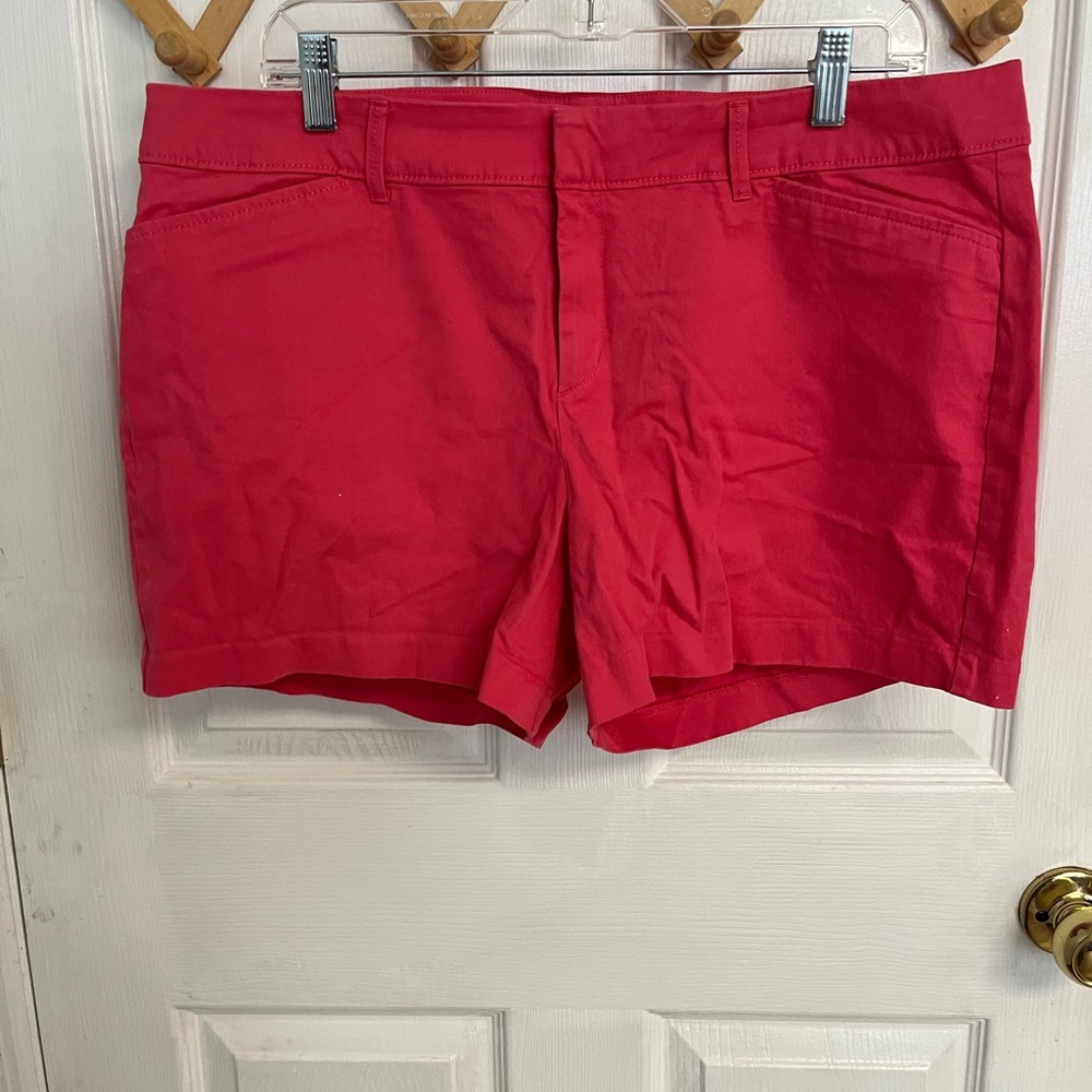 Old Navy sz 4 pixie style Women's pink Shorts